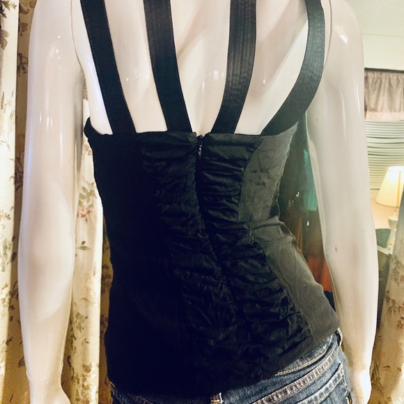 Top - Picture 2 of 3